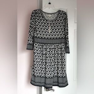 Max Studio New With Tags, Black and White Patterned Dress, size M